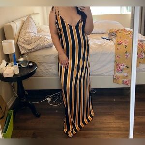 Striped Maxi Dress - Forever 21 Size M